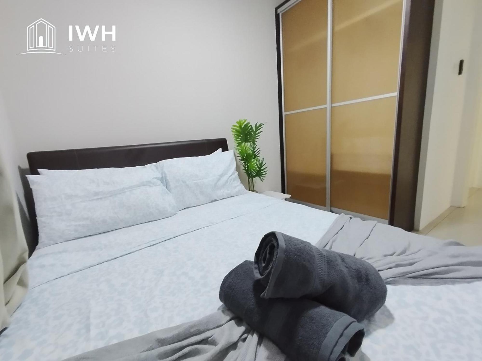 Kinta River Town By Iwh Ipoh
