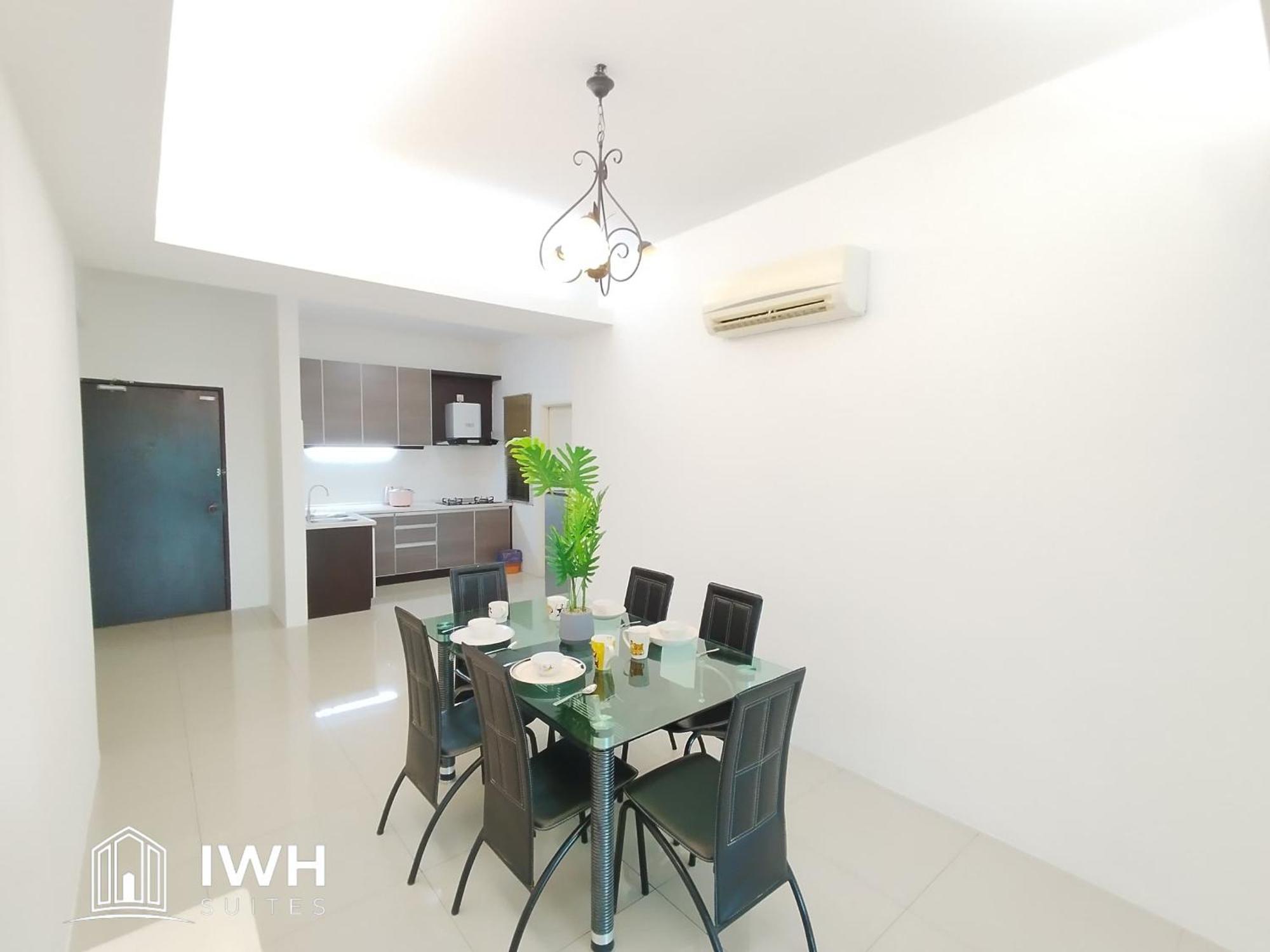 Kinta River Town By Iwh Pangsapuri